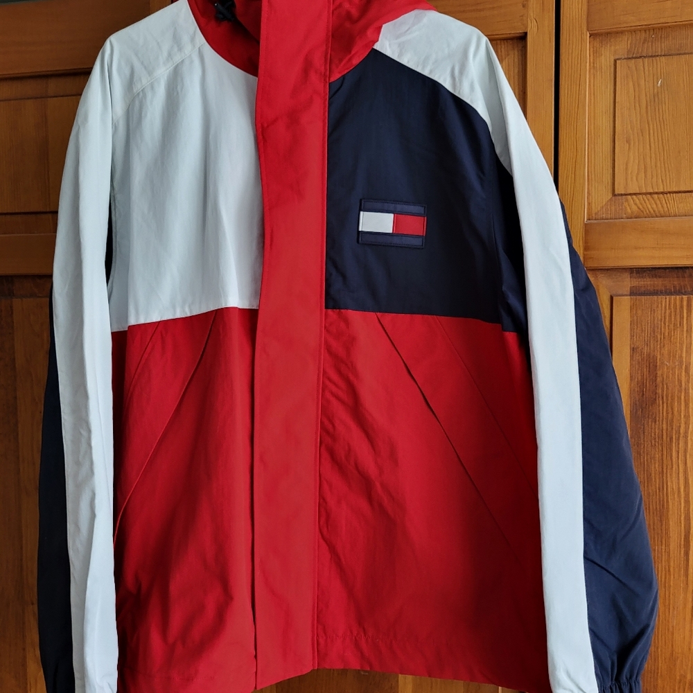 Men Tommy Hilfiger Full-Zip Hooded Lightweight Coat